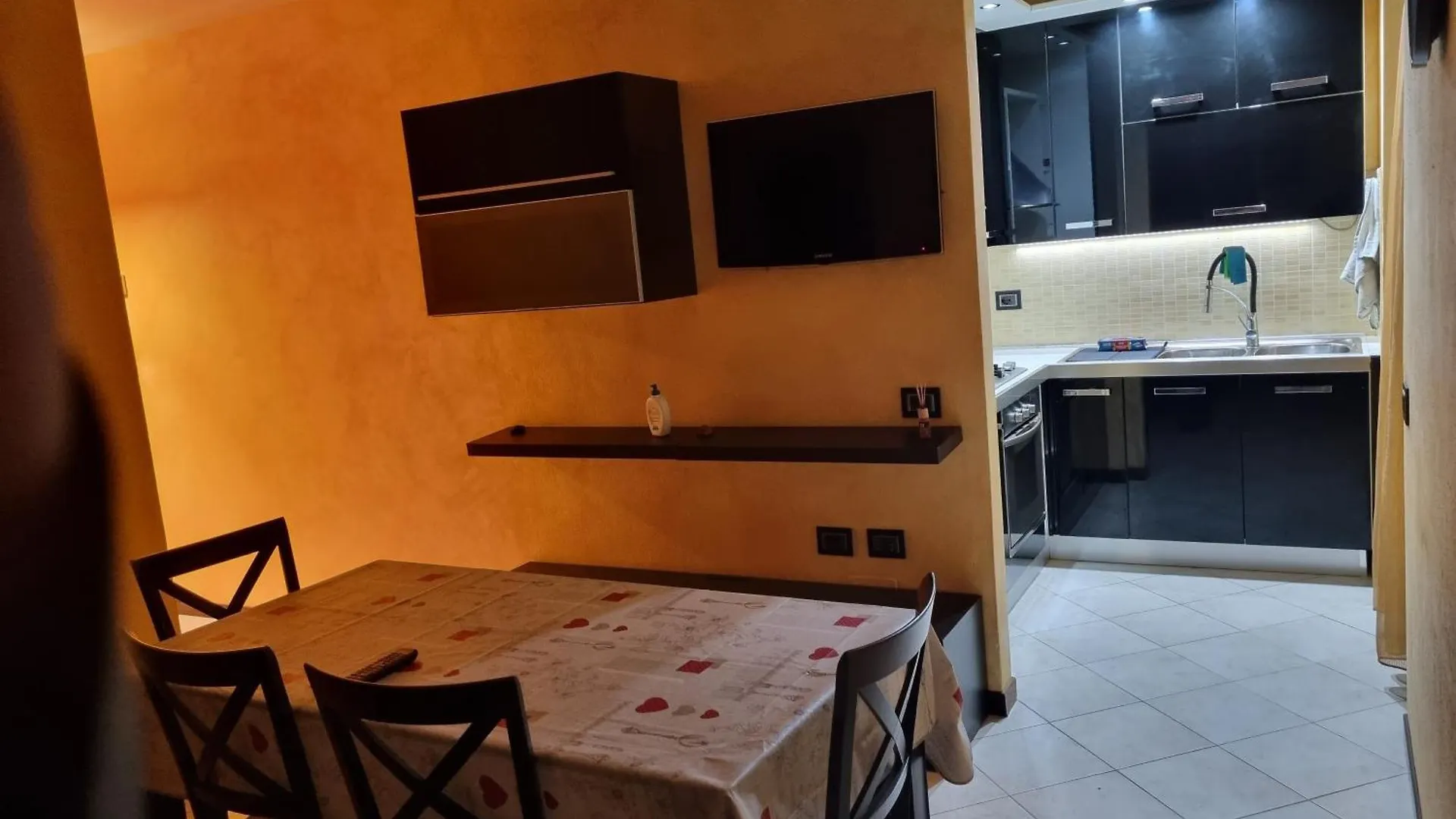 Bilocale Nel Cuore Della Toscana Montopoli in Val dʼArno 0*,  Italia